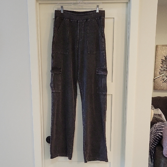 Halara Cargo Jeans LT NWT - Picture 1 of 7